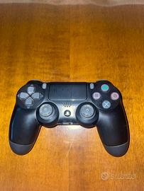 joystick ps4 con cuffie,cavo usb e gommini.