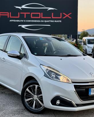 Peugeot 208 1.2i 82CV Allure 99.000Km NEOPATENTATI