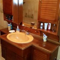 Capiente e ampio mobile bagno