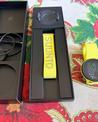 Suunto Run giallo