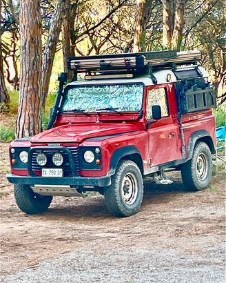 Defender90  TD5 2.5  Preparato  per viaggiare