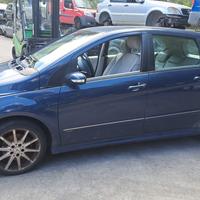 MERCEDES CLASSE B180 SOLO PER RICAMBI