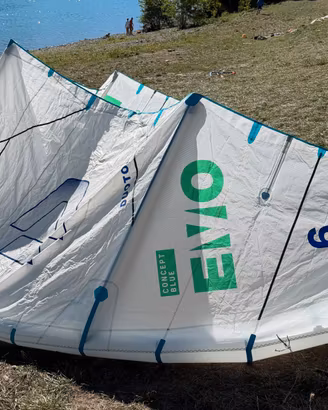 Vela Kitesurf Duotone Evo Concept Blue 6 m² 2025