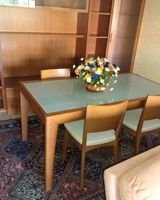 tavolo allungabile Calligaris e parete  attrezzata