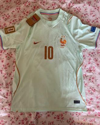 Maglia della Francia del mondiale di Mbappe
