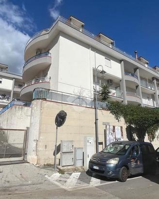 3 LOCALI A BARONISSI