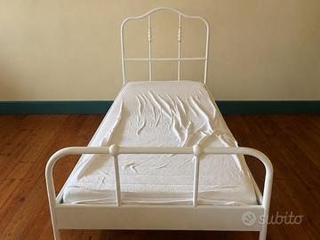 Letto singolo Ikea come nuovo