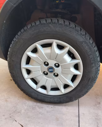 cerchi e gomme fiat panda