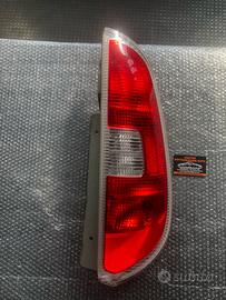 Fanale posteriore dx Skoda Roomster