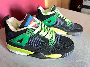 Scarpe Jordan 4 Retro (edizione limitata Superman)