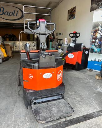 Transpallet elettrico toyota LPE200