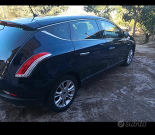 LANCIA DELTA 1.9 TWIN TURBO