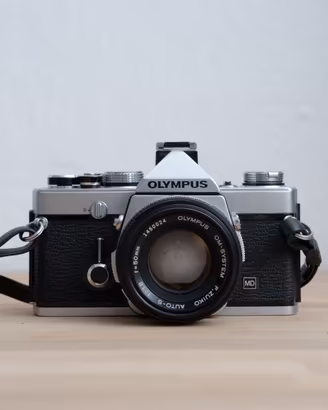 Olympus OM-1n + Zuiko 50mm f/1.8