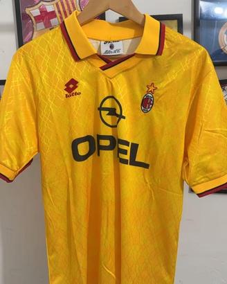 maglia retro milan 1995/96niova taglia L baresi