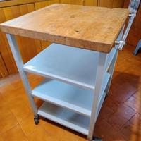 Carrello da cucina con tagliere