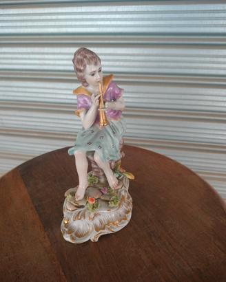 scultura in porcellana 