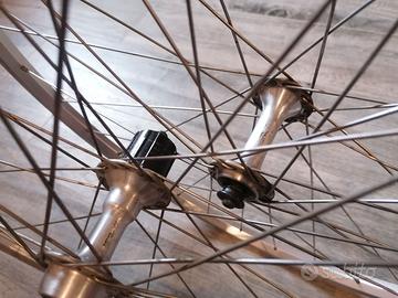 Coppia cerchi 26 con mozzi Shimano XT Vintage
