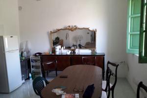 Appartamento in bifamiliare da ristrutturare