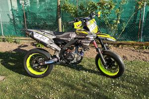 YAMAHA YZF 450 pista