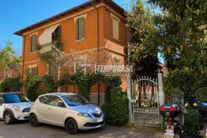 4 LOCALI CON DUE BAGNI IN VILLETTA