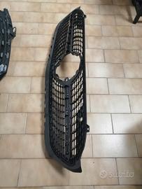 Griglia Ant. Mercedes Classe A