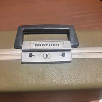 Macchina da scrivere Brother