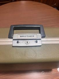 Macchina da scrivere Brother