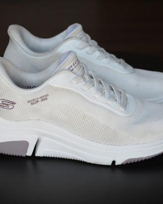 Skechers BOBS Slip-ins bianche – comodissime