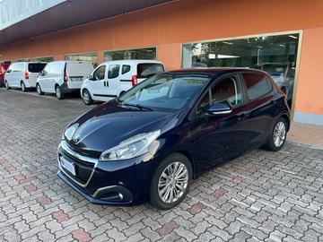 Peugeot 208 PureTech 82 5 porte Allure