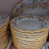 Servizio piatti dipinti a mano