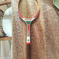 Racchetta tennis marca Maxima Admiral.