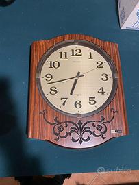 Orologio da parete vintage al quarzo Seiko