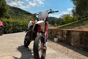 Motard 50 M casa 2 t