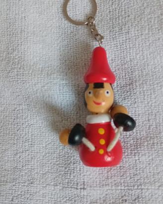 Pinocchio porta chiavi con gambe in corda