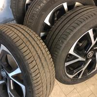 pneumatici Michelin cerchi originali Toyota 