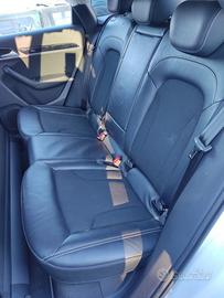 Sedile posteriore AUDI Q3 del 2017