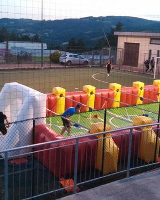 Noleggio Calcio Balilla Umano Gonfiabile