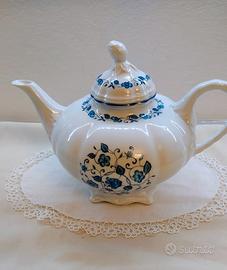 Teiera in porcellana spagnola