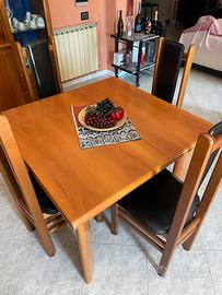 Tavolo sala da pranzo