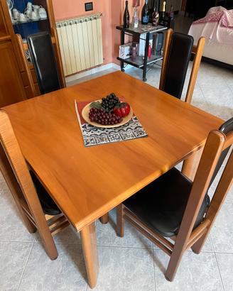 Tavolo sala da pranzo