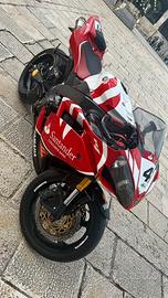 Yamaha r1