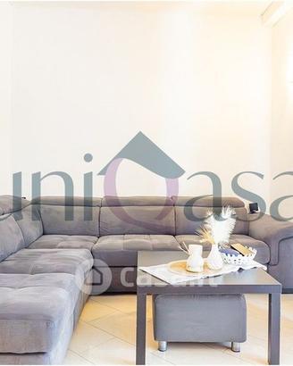 Divano letto con contenitore