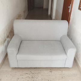 divano 2 posti