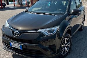 Totota rav 4 gancio omologato