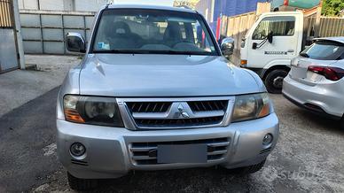 Mitsubishi Pajero 3 Porte GLS automatico