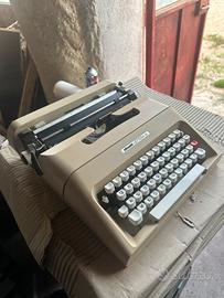 Olivetti Lettera 35 vintage beige