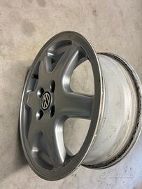 cerchi wolkswaghen 4 fori.