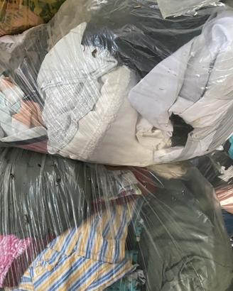 Lotto vestiti usati