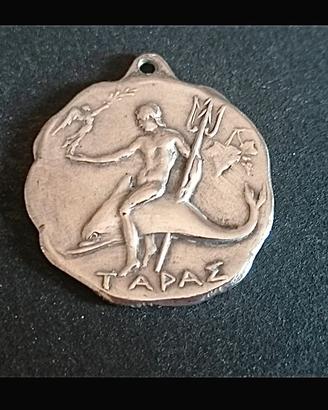Medaglia - ciondolo di Taranto in argento 800