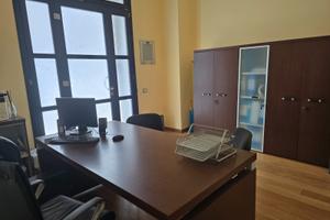 Ufficio per avvocato in studio condiviso